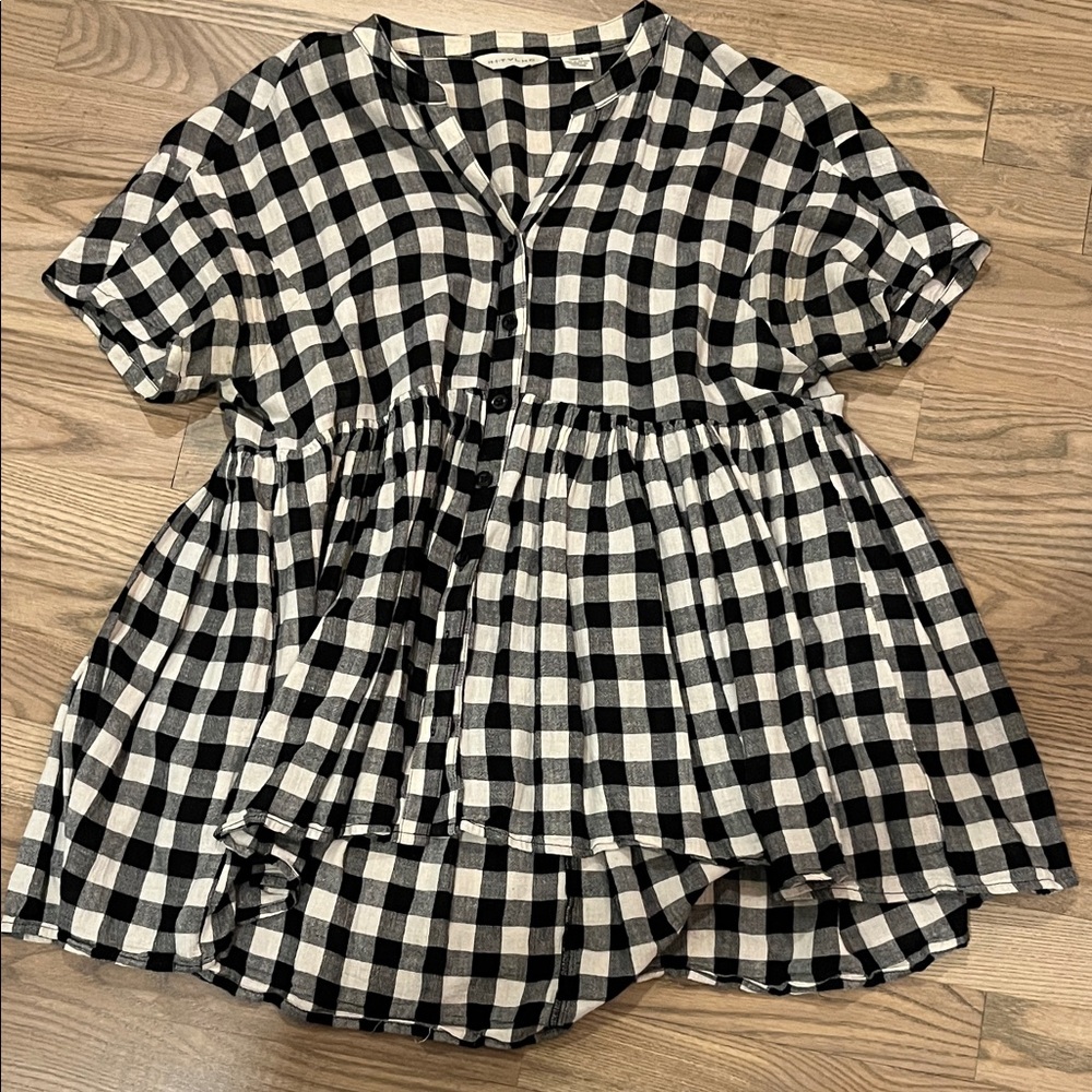 Black & White Buffalo Check Button-Front Top by 11:1 TYLHO